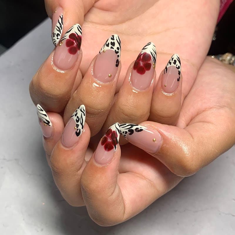 Nail Salon Tonic (English Speaking Nail Salon in Tokyo)