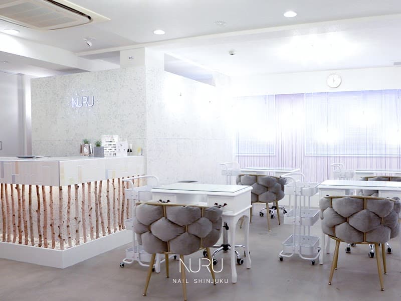 NURU NAIL 新宿【ヌル ネイル】