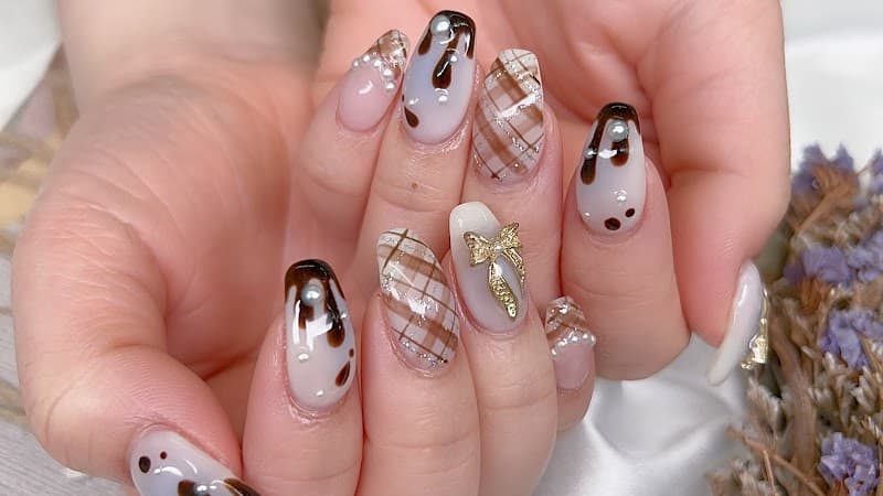 TJ NAIL BEAUTY SALON