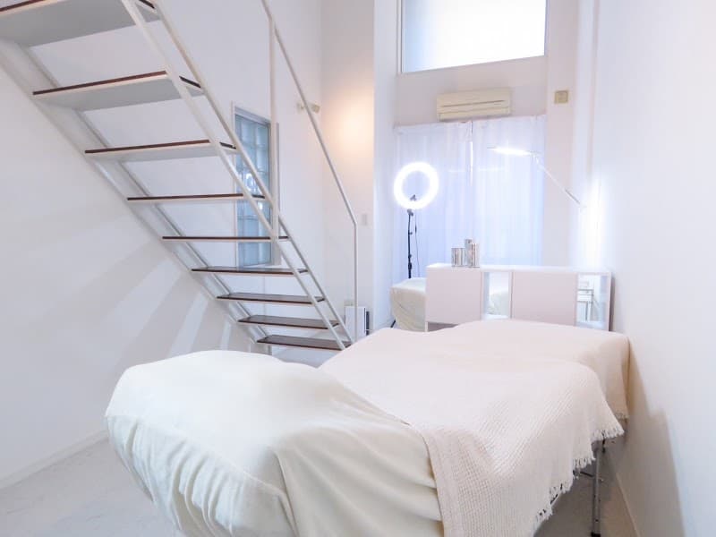 SEASON Tokyo Ginza【まつげ・眉毛専門店】Lash lift/Brow wax/Eyelash extension