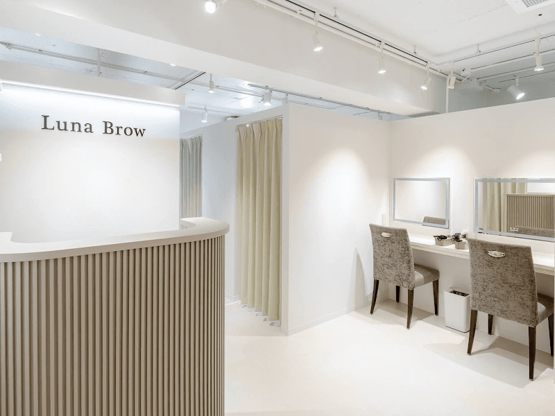 まつげパーマ・眉毛の専門店 Luna Brow 心斎橋店【ルナブロウ】