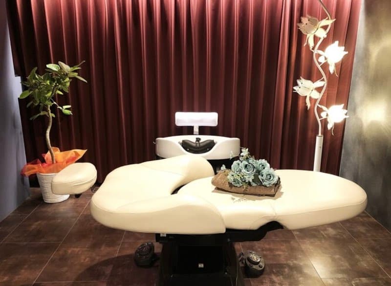 CHARTIER HEAD SPA SALON 栄店