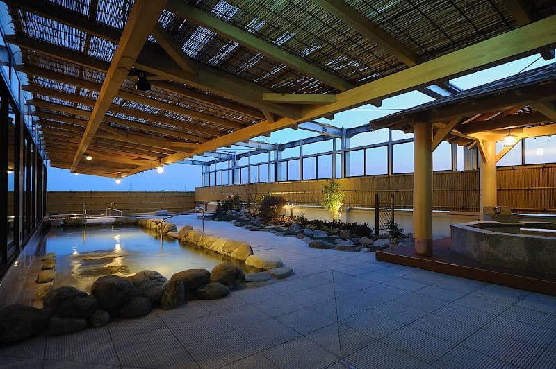 東京・湯河原温泉 万葉の湯
