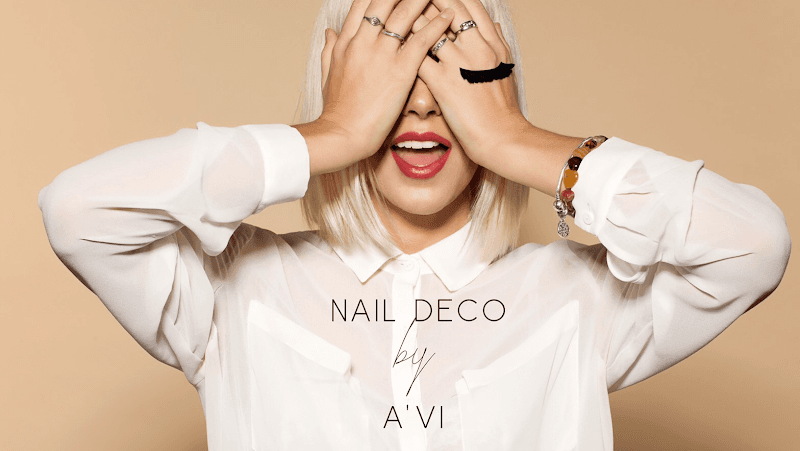 ネイル&アイブロウサロン NAIL DECO by A'VI 万代店
