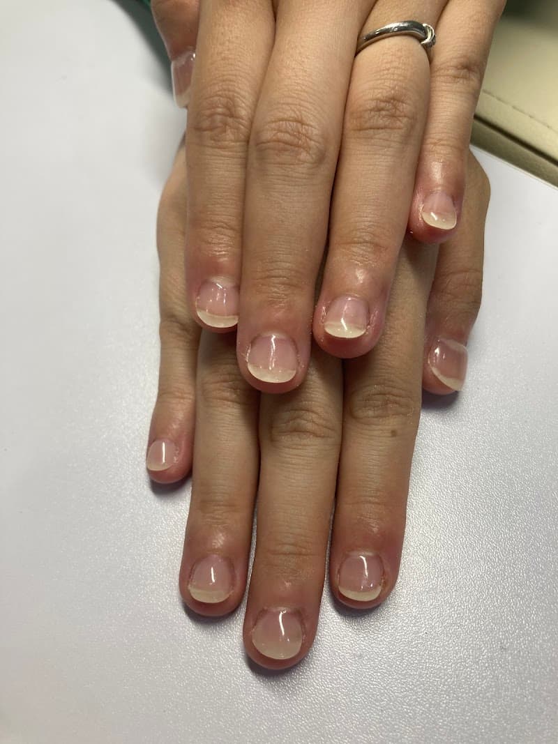 深爪矯正専門サロンキャメロット恵比寿店