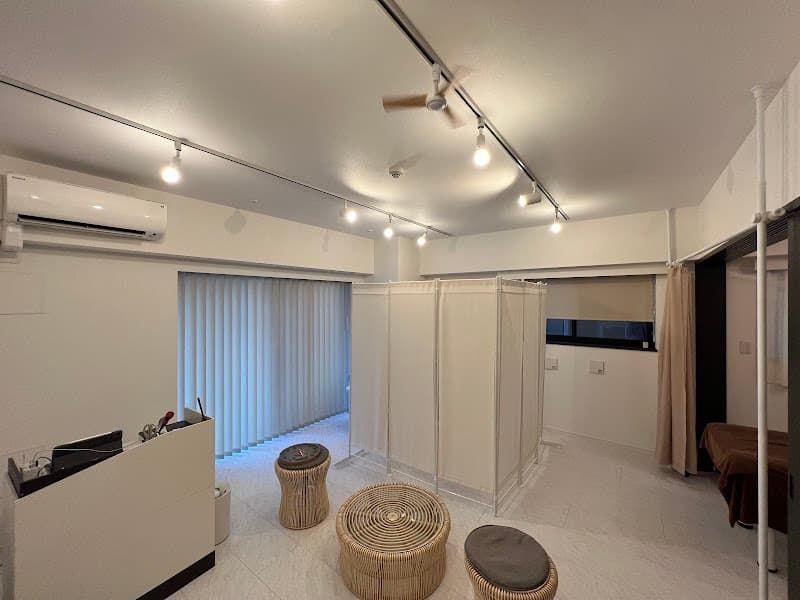 MEN'S眉毛&脱毛 EIGHT 秋葉原店