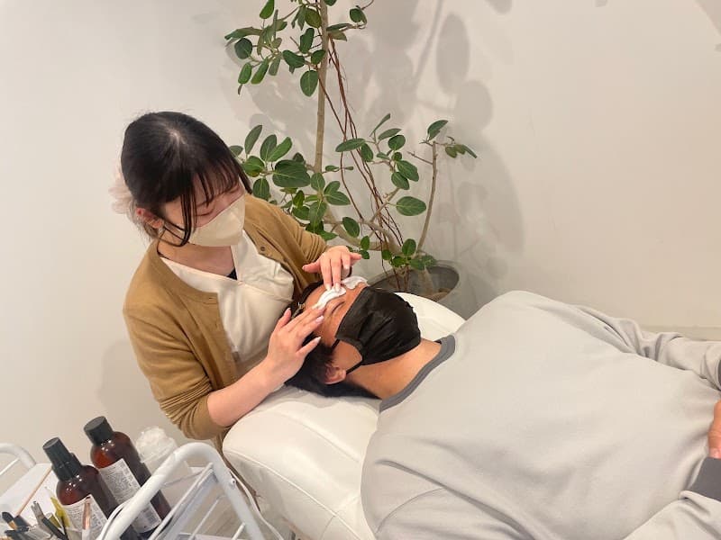 メンズ眉毛サロン motete モテテ 名駅店