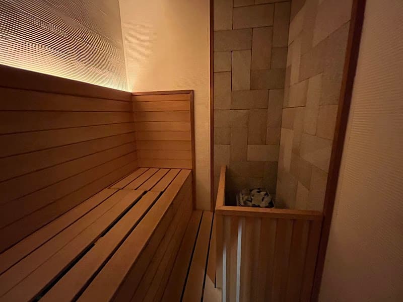 BASE Private sauna
