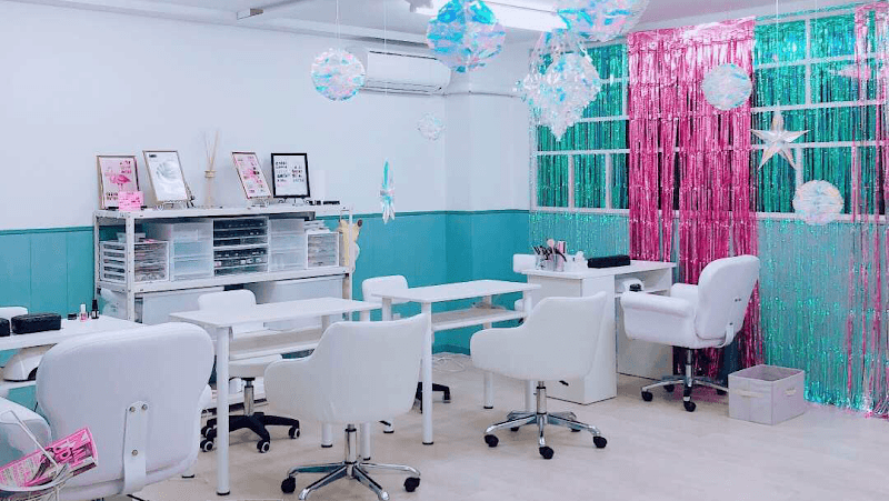 IN MENE nail & eyelash salon