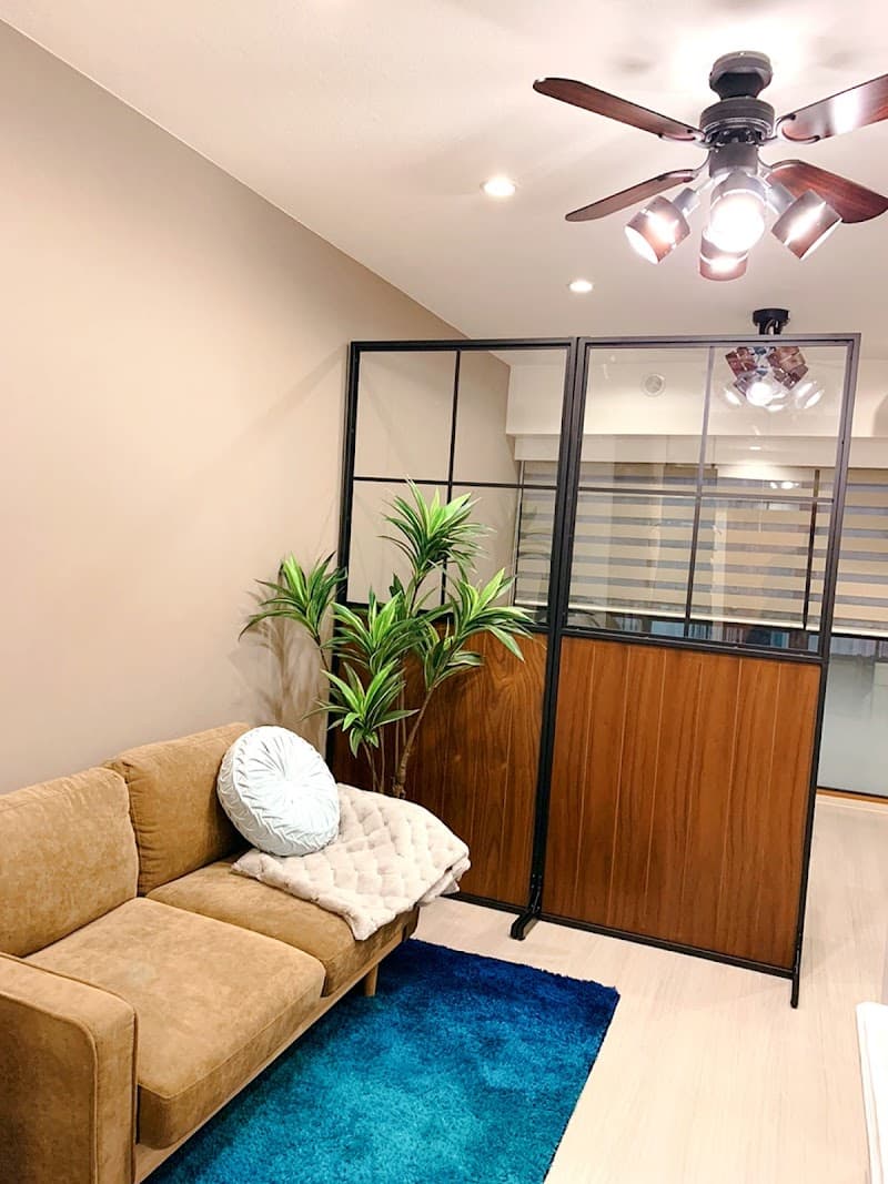 新宿メンズ眉毛サロンSTEP UP