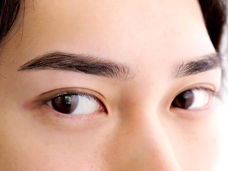 メンズ眉毛サロン BROWS 新橋店